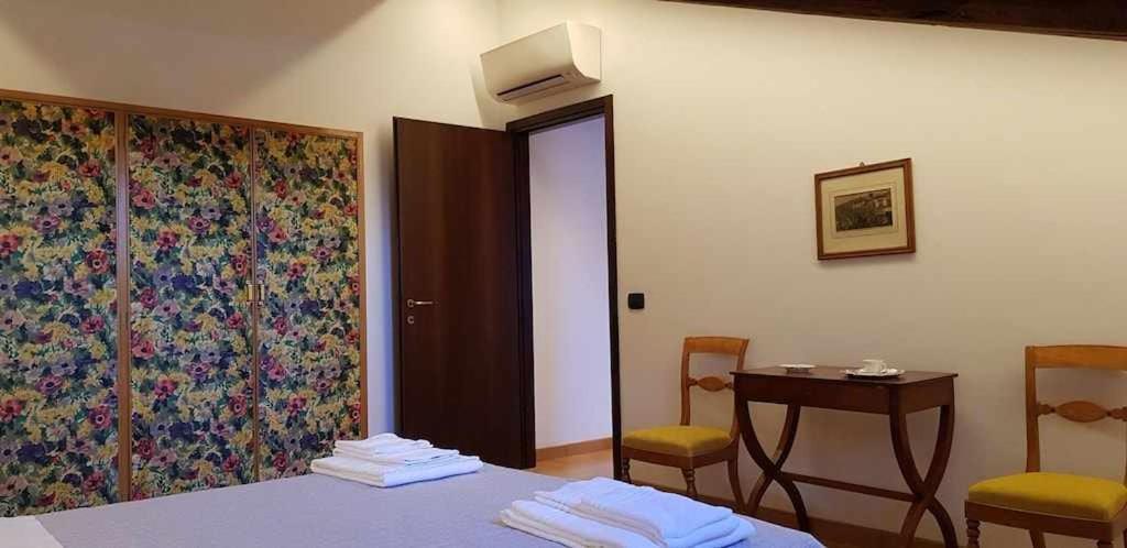 Interno Gavi Apartamento Verona Exterior foto
