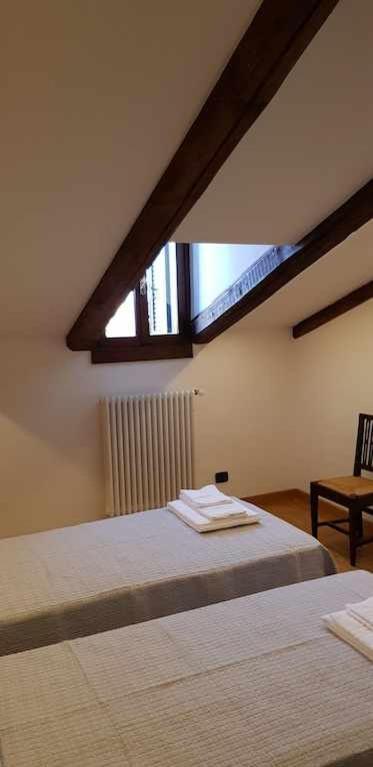 Interno Gavi Apartamento Verona Exterior foto